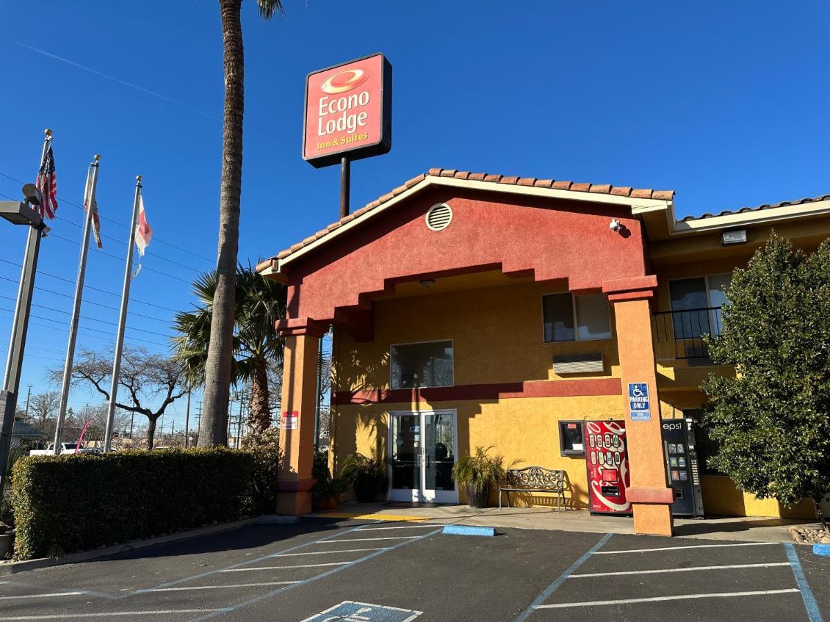Econo Lodge Inn & Suites Lodi - Wine Country Area Exterior photo