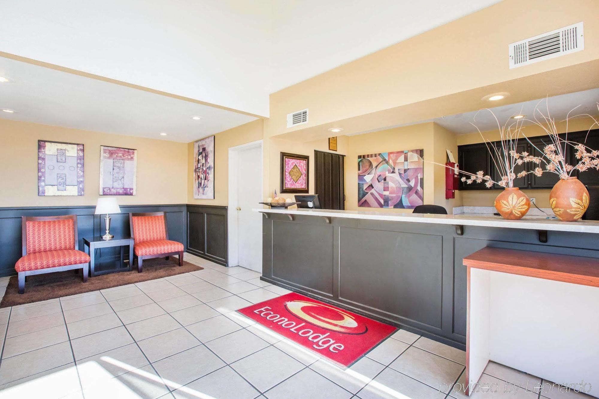 Econo Lodge Inn & Suites Lodi - Wine Country Area Exterior photo